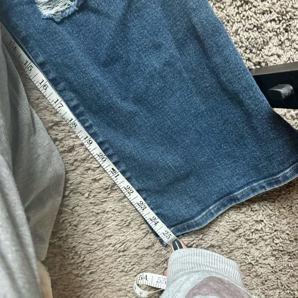 Express 90’s Ankle Boot Mid Rise Jeans